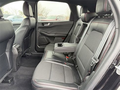 Certified 2023 Ford Escape ST-Line w/ Tech Pack #1 image 9