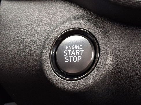 Used 2026 Hyundai Venue SEL image 25