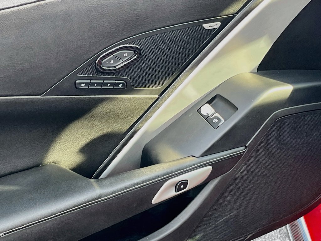 Used 2014 Chevrolet Corvette Stingray Convertible w/ 2LT Preferred Equipment Group RWD image 18