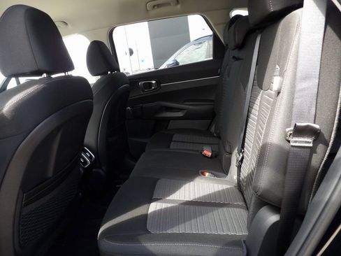 New 2026 Kia Sorento LX image 13