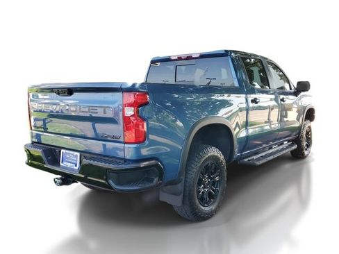 Used 2024 Chevrolet Silverado 1500 ZR2 w/ Technology Package AWD/4WD image 4