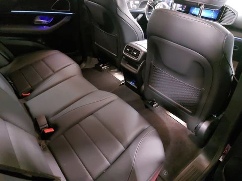 Used 2024 Mercedes-Benz GLE 350 4MATIC image 11