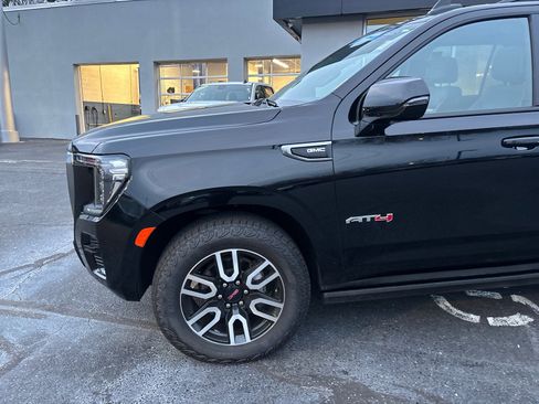 Certified 2023 GMC Yukon AT4 image 7