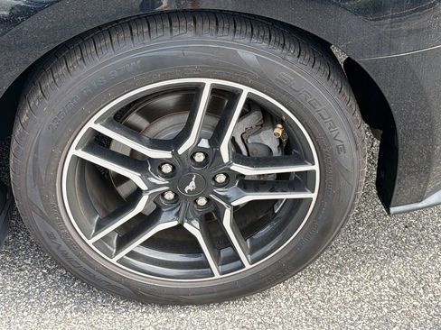 Used 2020 Ford Mustang GT RWD image 12