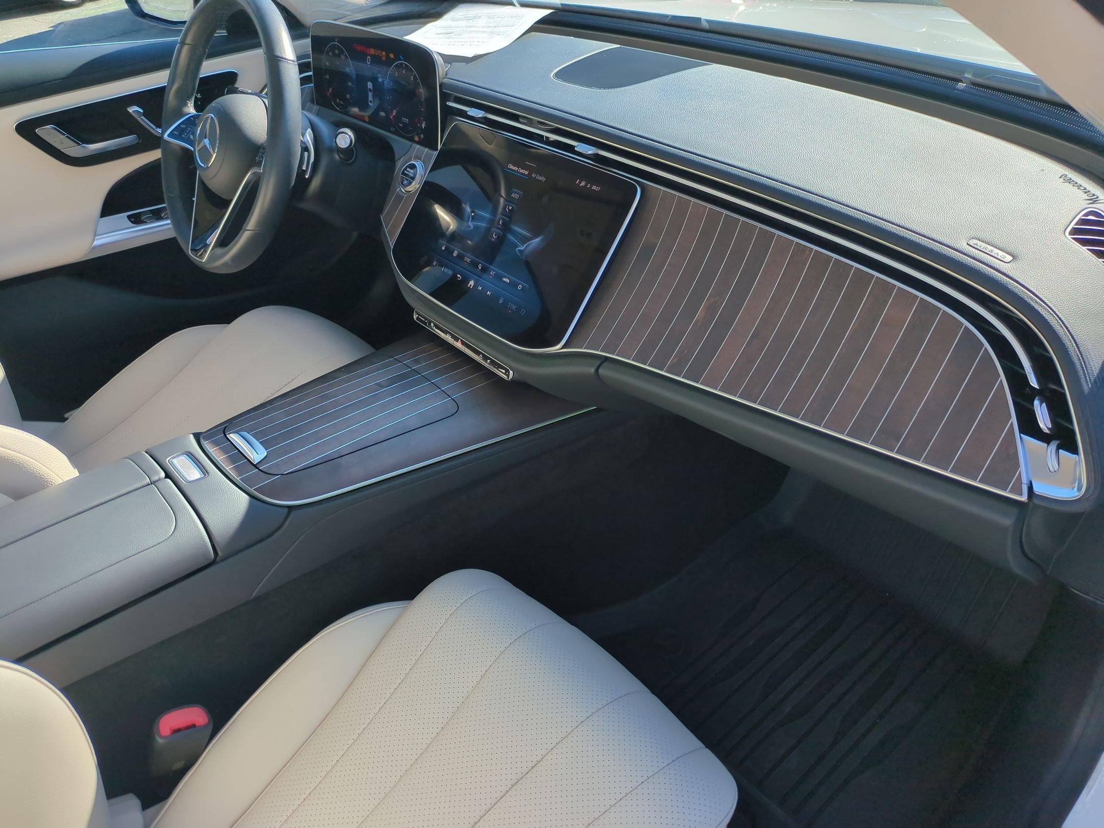 Certified 2025 Mercedes-Benz E 450 4MATIC Sedan image 36