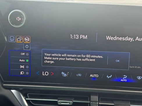 Used 2025 Chevrolet Equinox EV LT w/ Comfort Package FWD image 32