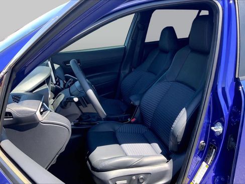 Used 2025 Toyota Corolla Cross AWD Hybrid w/ Convenience Package image 8