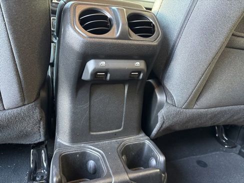 Used 2024 Jeep Wrangler Sport S image 14