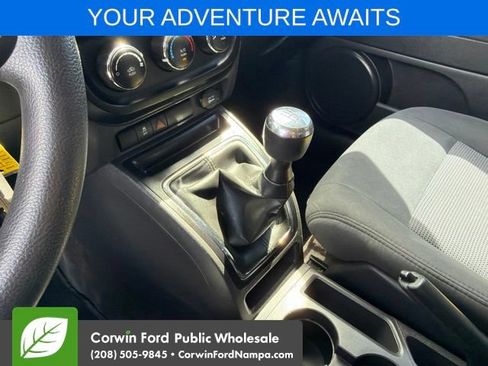 Used 2014 Jeep Compass Sport FWD image 19