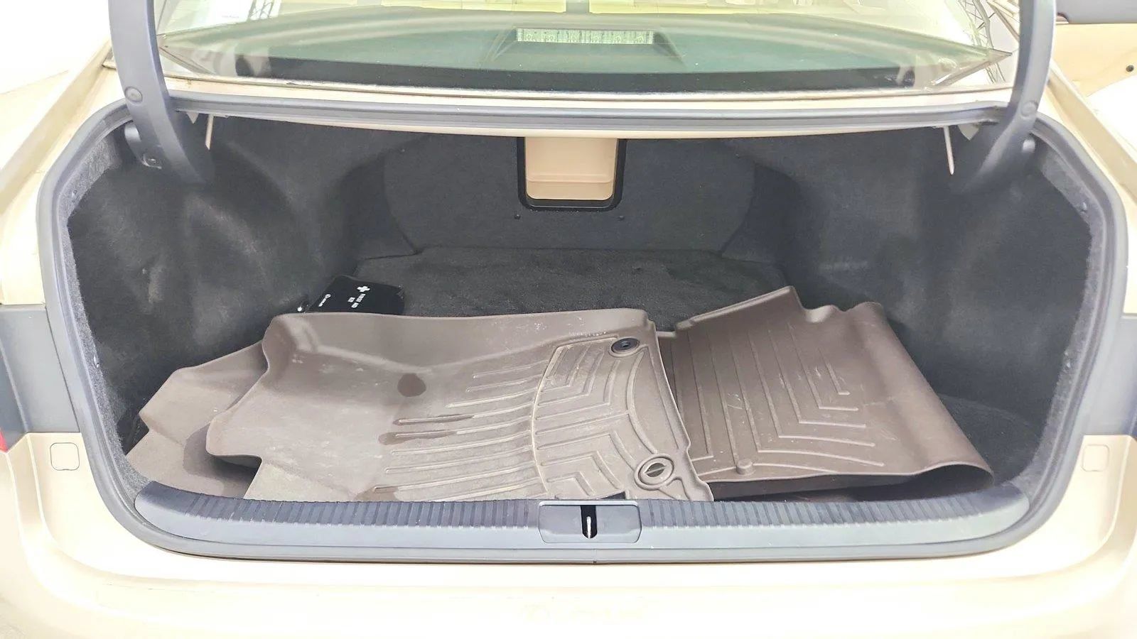 Used 2014 Lexus ES 350 w/ Luxury Package FWD image 37