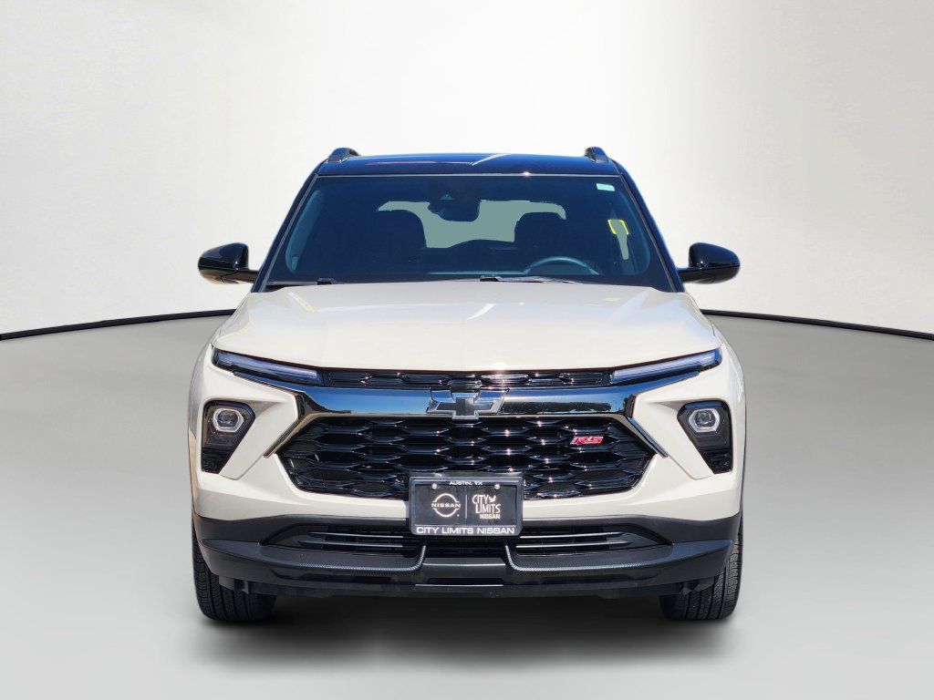 Used 2026 Chevrolet TrailBlazer RS w/ Driver Confidence Package FWD image 2