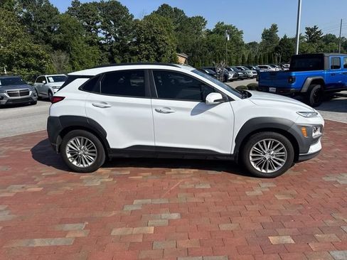 Used 2021 Hyundai Kona SEL w/ Cargo Package FWD image 16