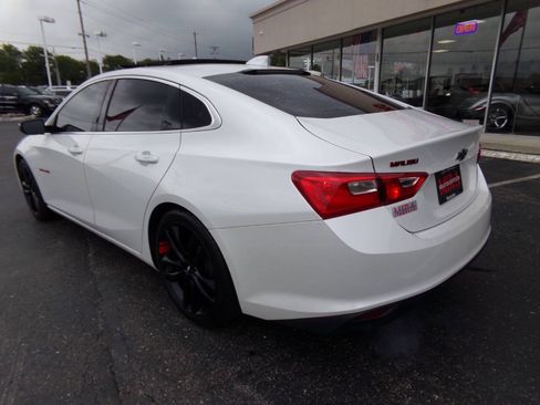 Used 2018 Chevrolet Malibu LT w/ Redline Edition FWD image 10