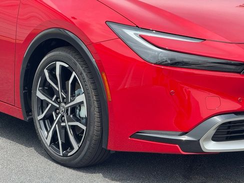 New 2025 Toyota Prius Plug-In Hybrid image 2