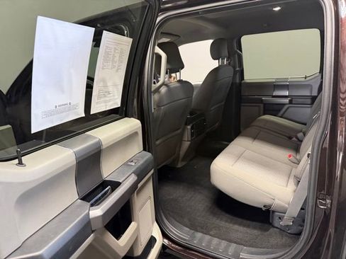 Used 2019 Ford F150 XLT w/ Equipment Group 302A Luxury AWD/4WD image 18