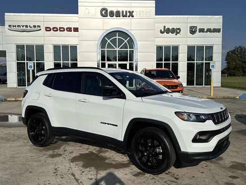 New 2026 Jeep Compass Latitude image 1