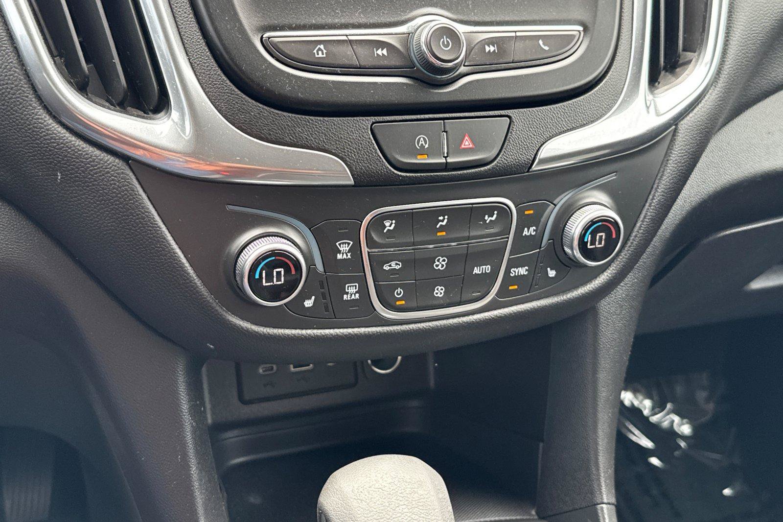 Used 2024 Chevrolet Equinox LT FWD image 23
