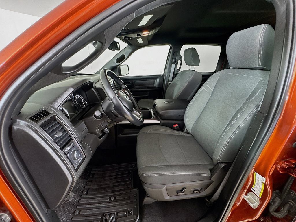 Used 2023 RAM 1500 Express AWD/4WD image 12