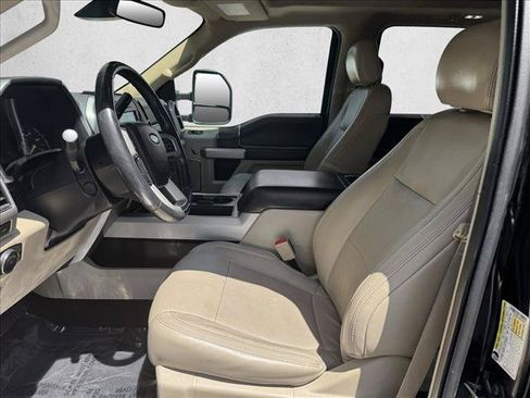Used 2019 Ford F250 Lariat w/ Lariat Ultimate Package AWD/4WD image 10