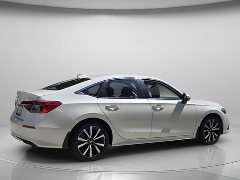 Used 2024 Honda Civic EX image 7