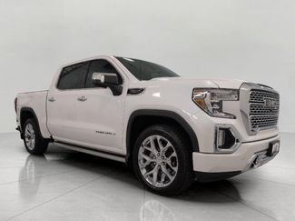 Used 2020 GMC Sierra 1500 Denali w/ Denali Ultimate Package AWD/4WD video 1
