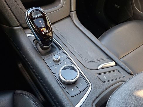 Used 2021 Cadillac XT6 Sport image 26