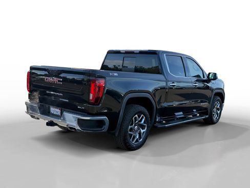 Used 2023 GMC Sierra 1500 SLT w/ SLT Premium Plus Package image 5