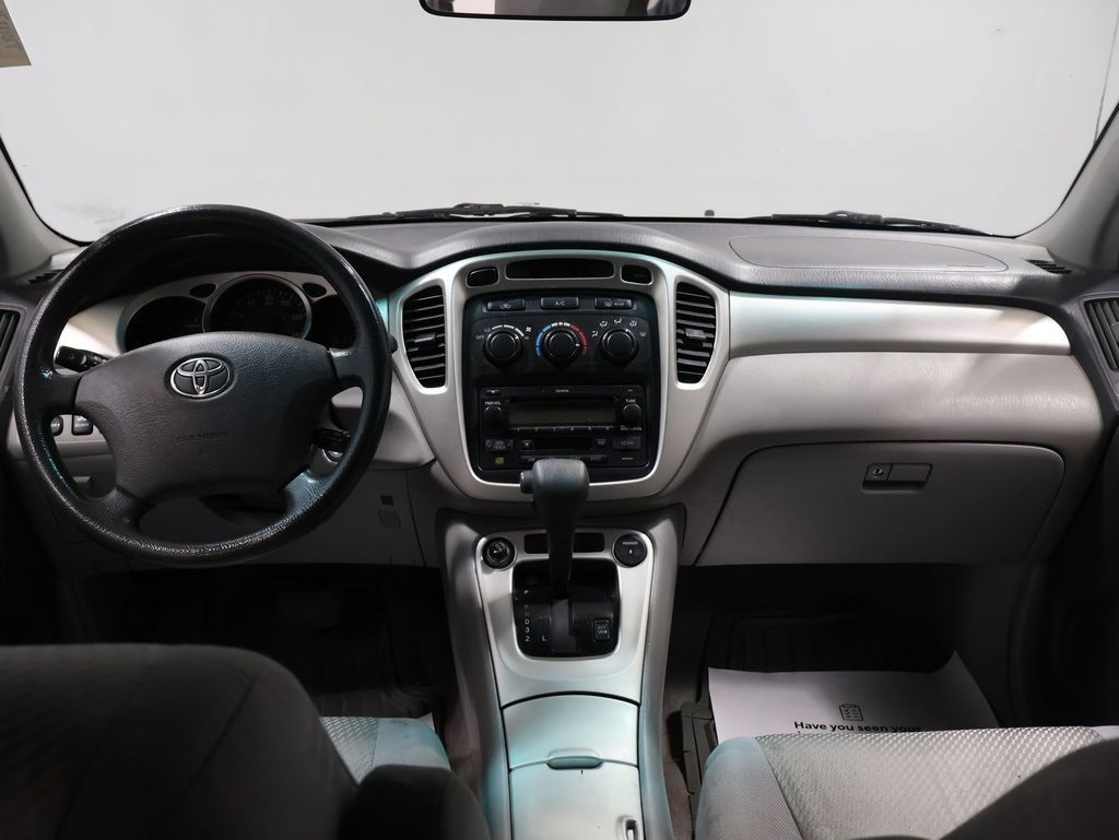Used 2004 Toyota Highlander 4WD V6 image 3