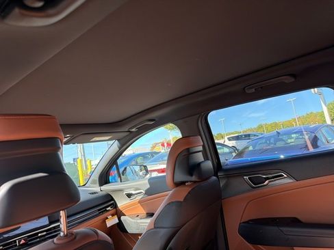 New 2026 Kia Sportage X-Line w/ X-Line Technology Package image 8