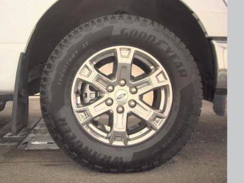 Used 2023 Ford F150 XLT w/ Equipment Group 302A High image 5