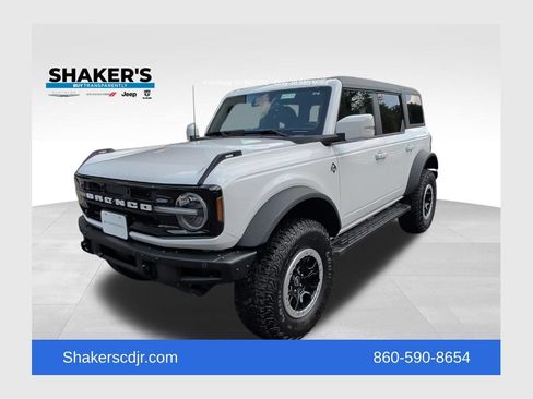 Used 2023 Ford Bronco Outer Banks w/ Sasquatch Package AWD/4WD image 1