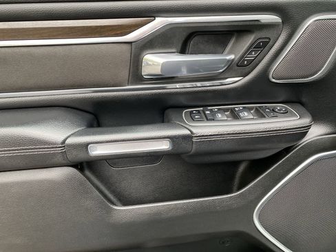 Used 2022 RAM 1500 Laramie AWD/4WD image 42
