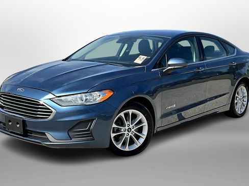 Used 2019 Ford Fusion SE image 13