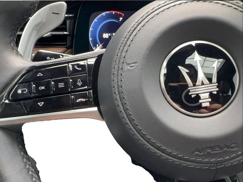 Used 2023 Maserati Grecale GT AWD/4WD image 46