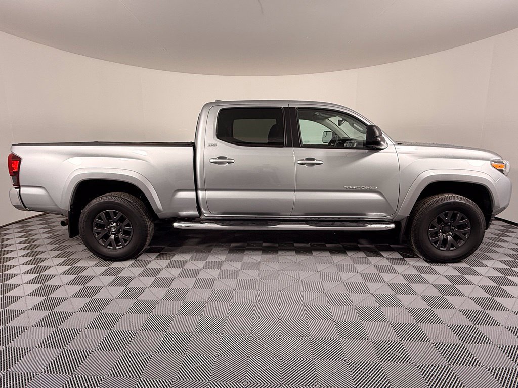 Certified 2023 Toyota Tacoma SR5 AWD/4WD image 7