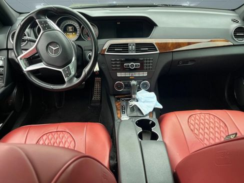 Used 2012 Mercedes-Benz C 250 Sedan image 3