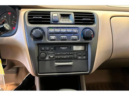 Used 1998 Honda Accord LX image 21