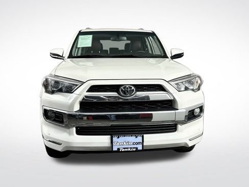 Used 2018 Toyota 4Runner Limited AWD/4WD image 2
