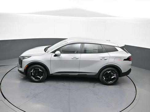 New 2026 Kia Sportage EX image 40