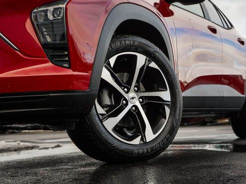 New 2026 Chevrolet Trax RS w/ Sunroof Package image 6