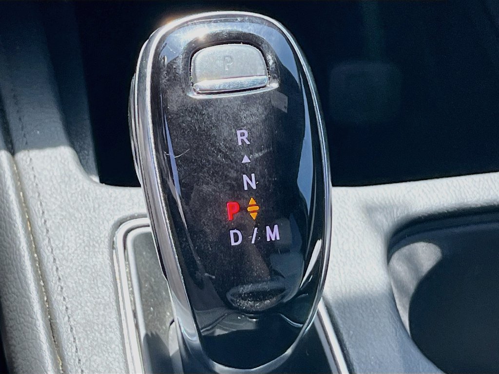 Used 2024 Cadillac XT4 Sport FWD image 17