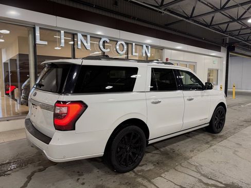 Used 2020 Ford Expedition Max Platinum image 2