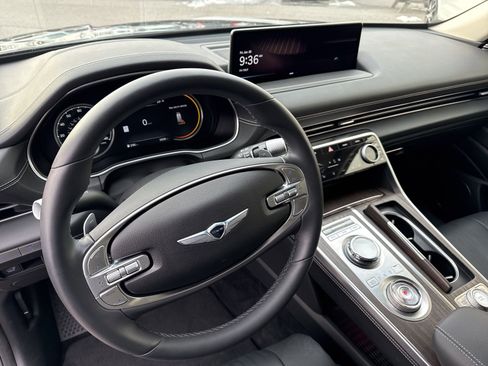 Used 2024 Genesis GV80 3.5T w/ Advanced Package image 28