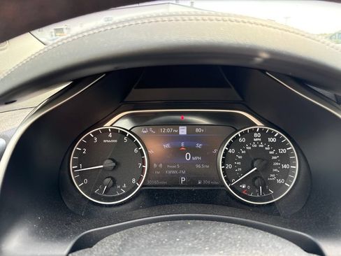 Used 2024 Nissan Murano SL AWD/4WD image 17