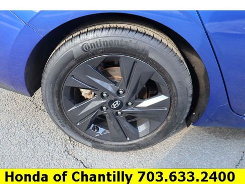 Used 2021 Hyundai Elantra SEL image 29