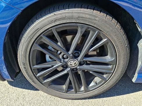 Used 2025 Toyota Camry SE FWD image 8
