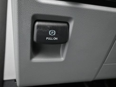 Used 2025 Ford F150 XLT w/ Equipment Group 301A Standard AWD/4WD image 19