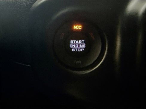 Used 2021 Jeep Wrangler Unlimited Sport image 28