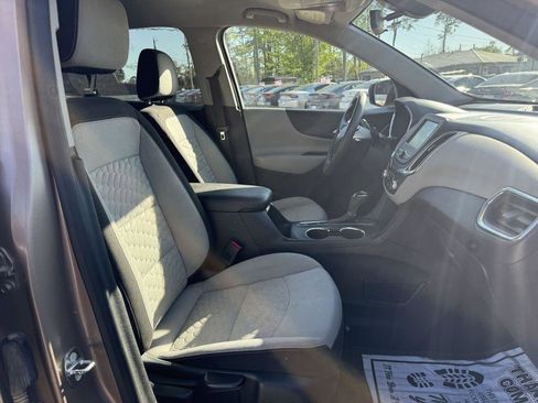 Used 2018 Chevrolet Equinox LS FWD image 14