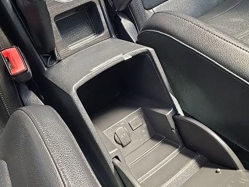 Used 2016 Volkswagen Passat 1.8T SE image 32